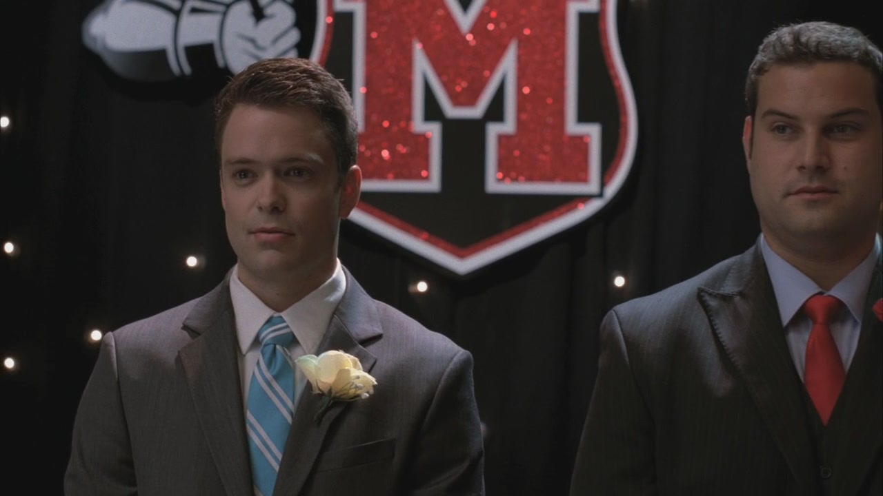 Glee220-0984.jpg