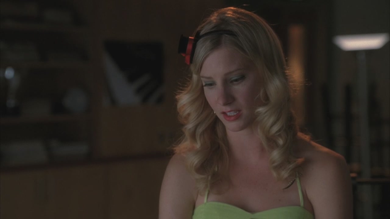 Glee220-1101.jpg