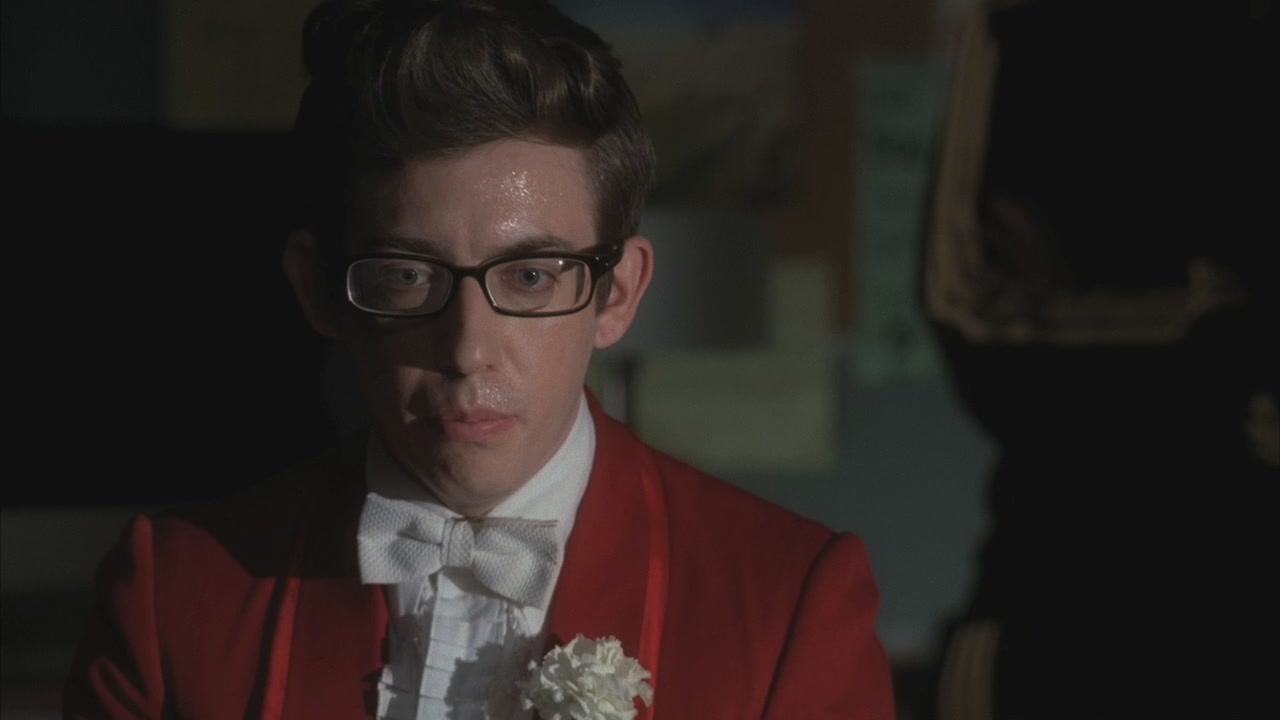 Glee220-1128.jpg