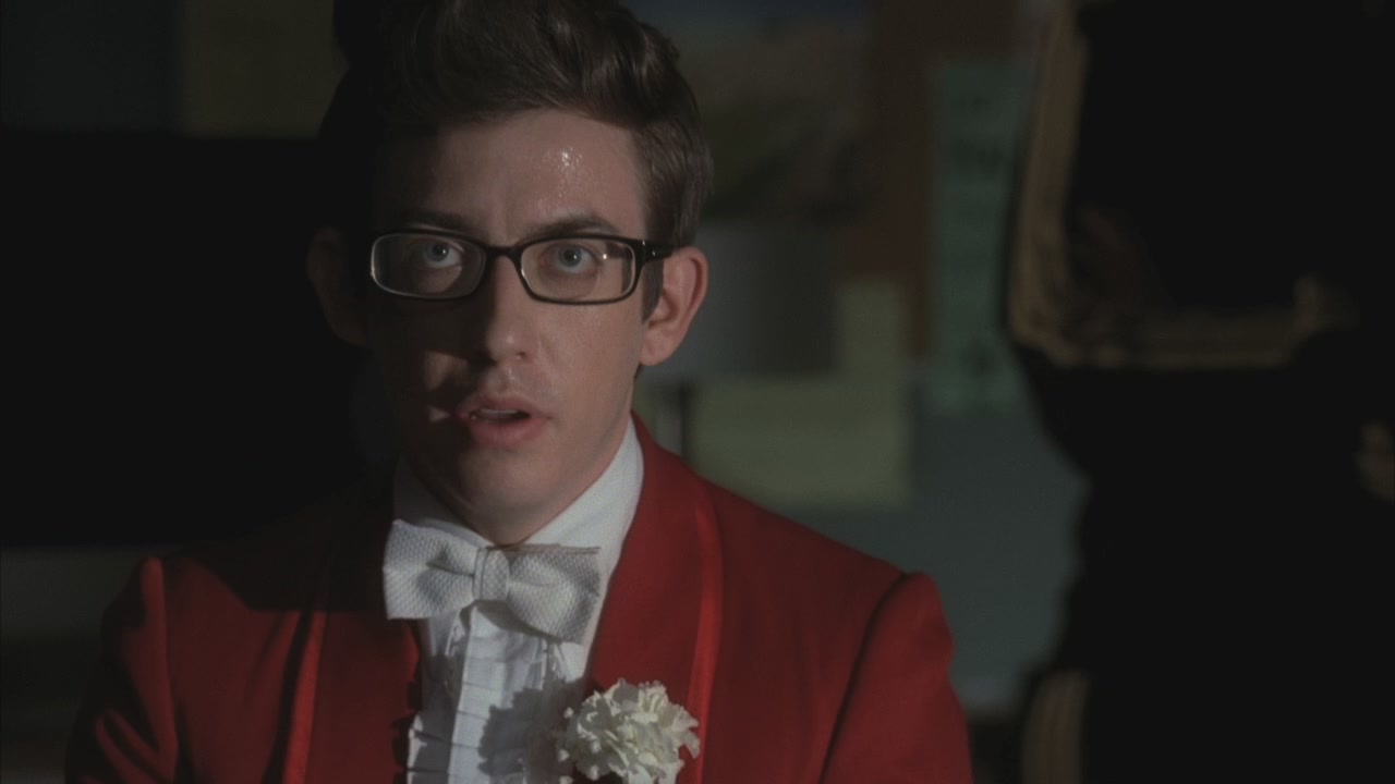 Glee220-1130.jpg