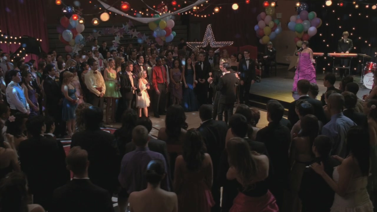 Glee220-1202.jpg