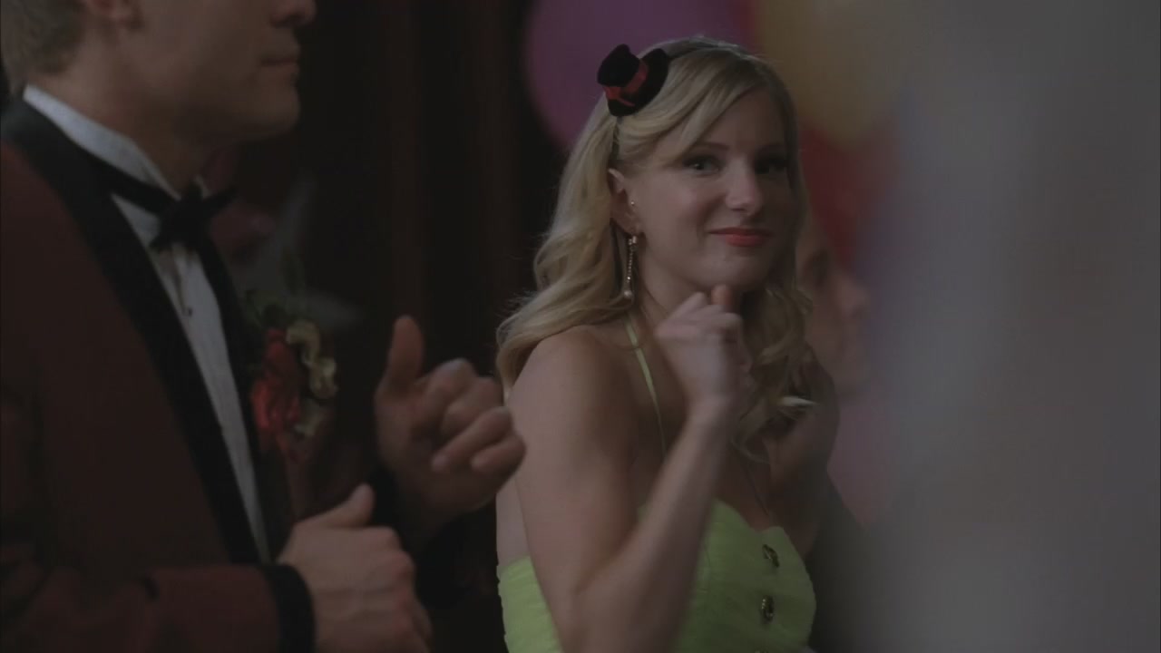 Glee220-1212.jpg