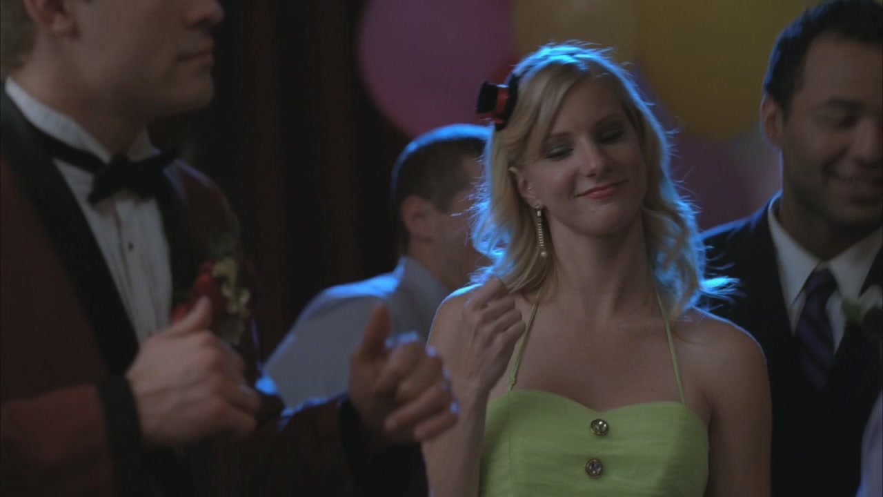 Glee220-1213.jpg