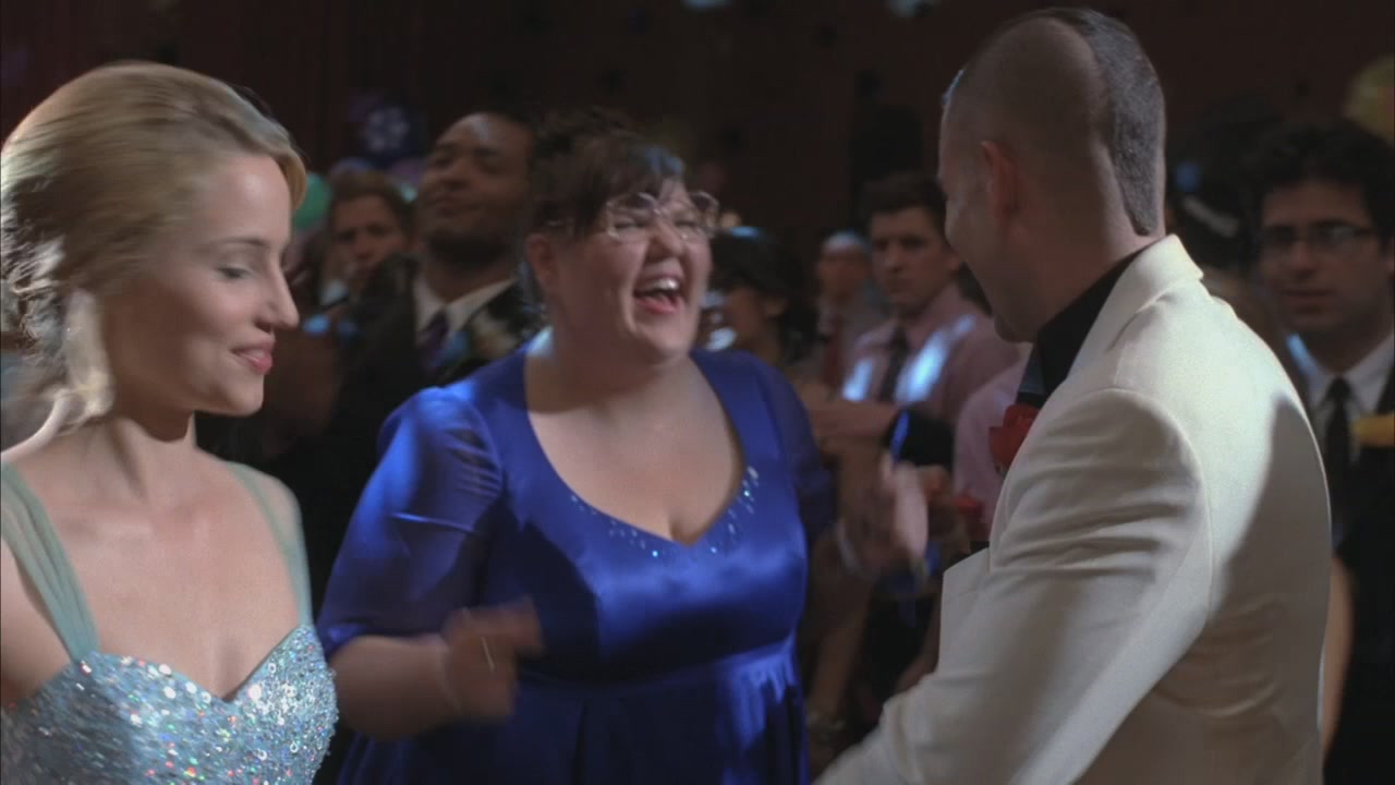 Glee220-1223.jpg