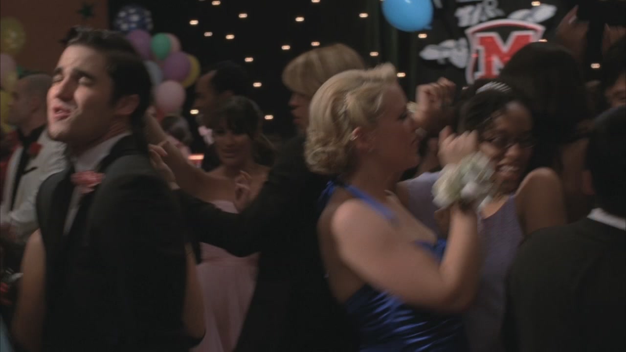 Glee220-1228.jpg