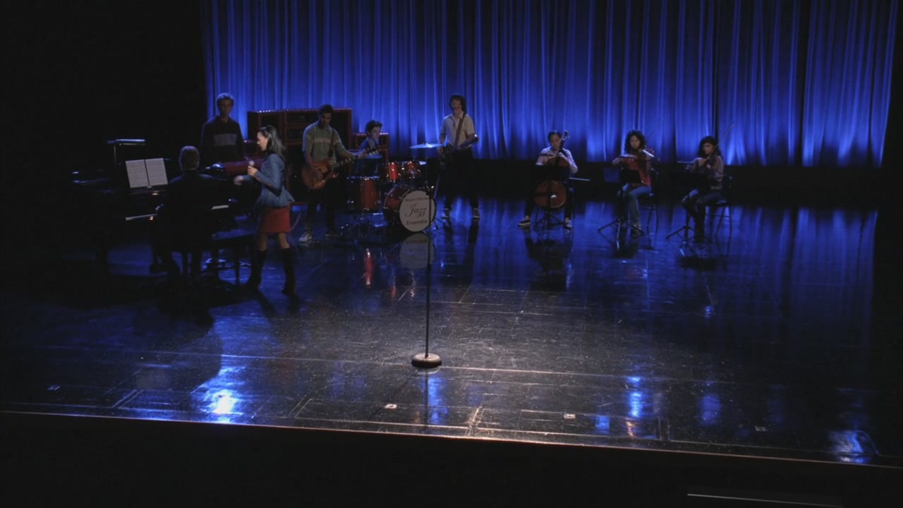 Glee221-0388.jpg