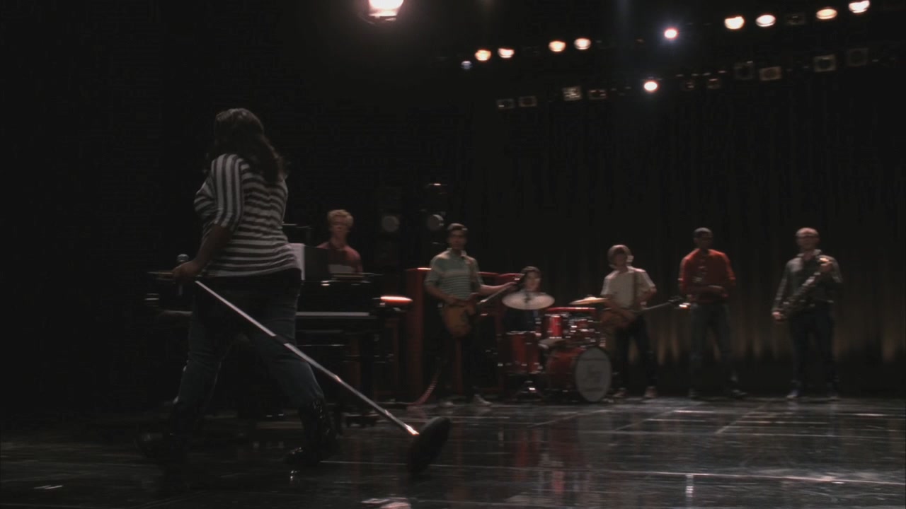Glee221-0625.jpg