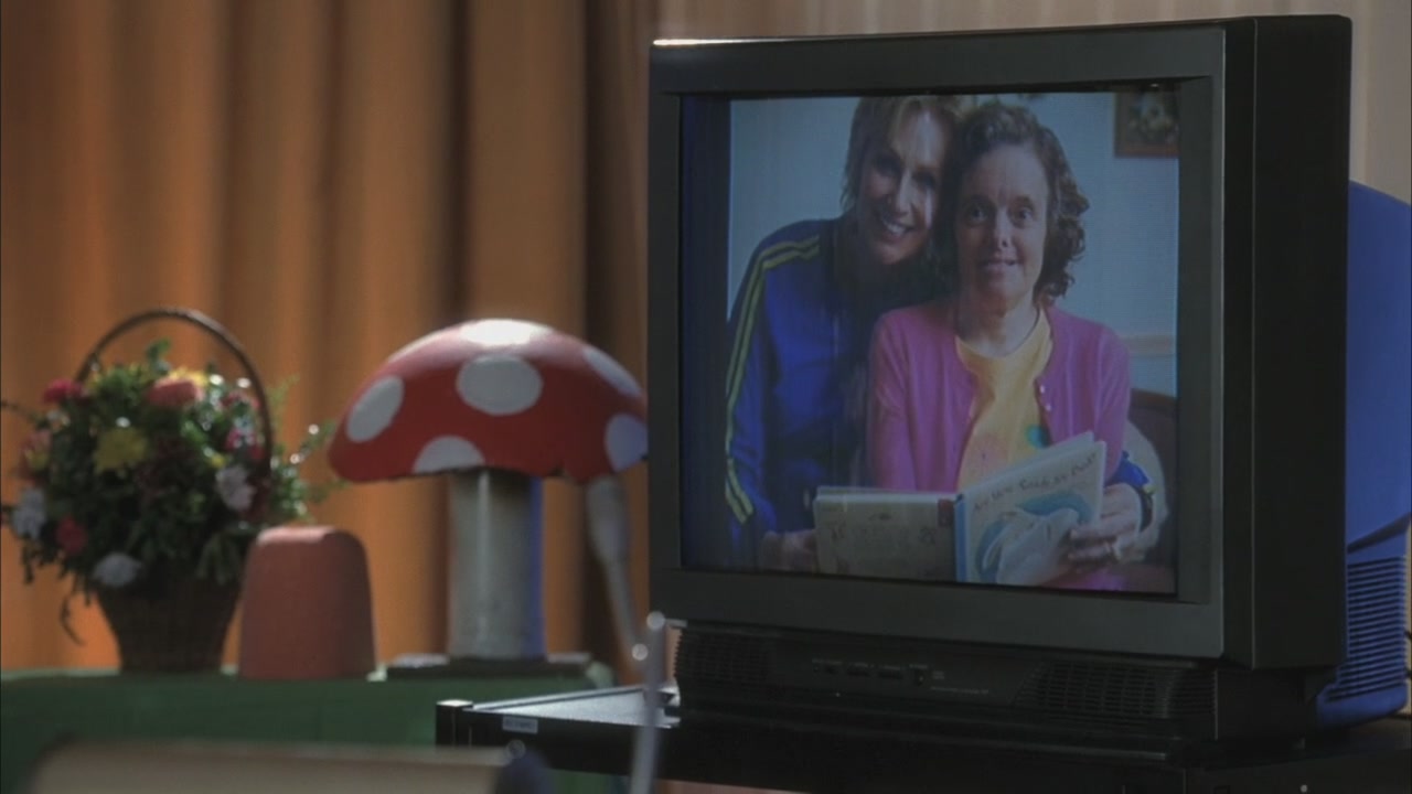Glee221-0915.jpg