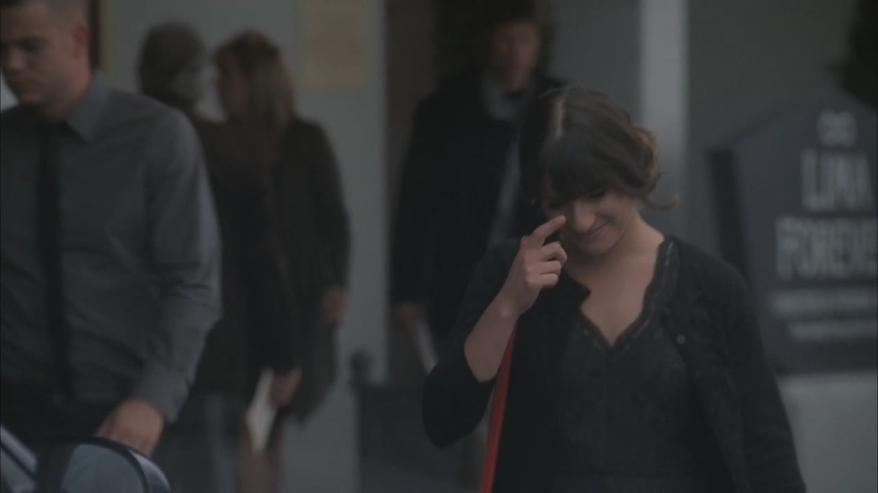 Glee221-1015.jpg