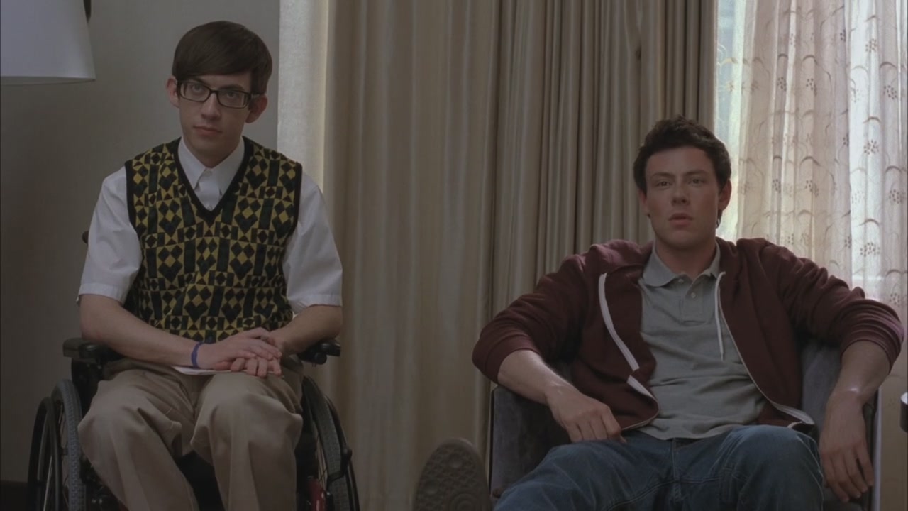 Glee222-0702.jpg