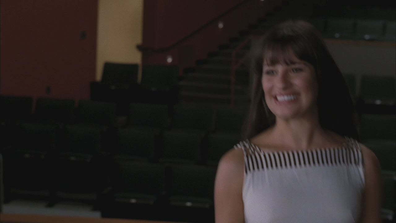 Glee301-00700.jpg