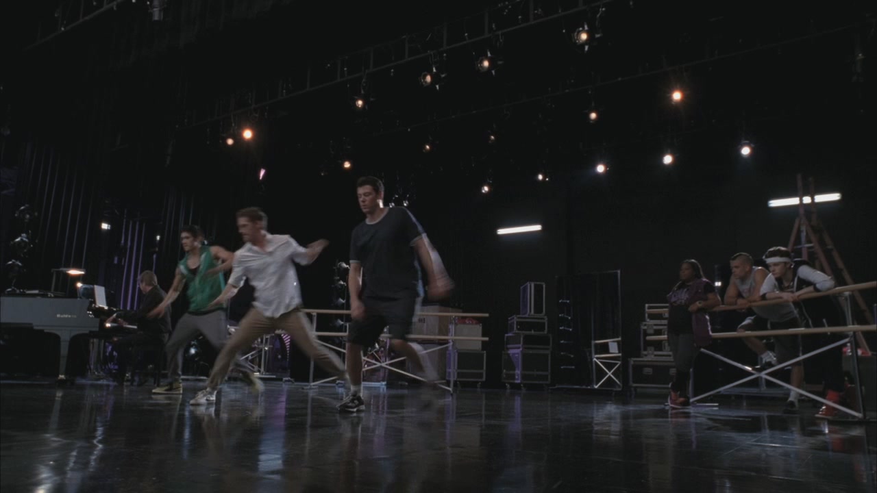 Glee302-01032.jpg