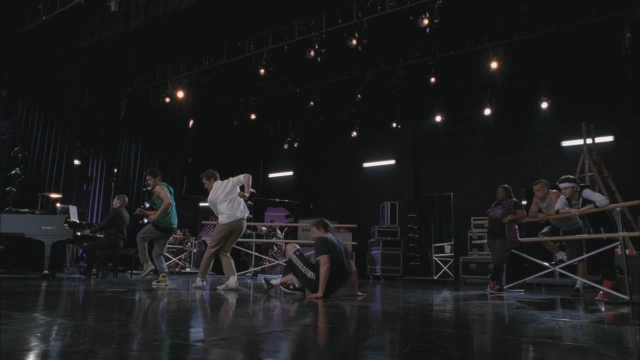 Glee302-01033.jpg