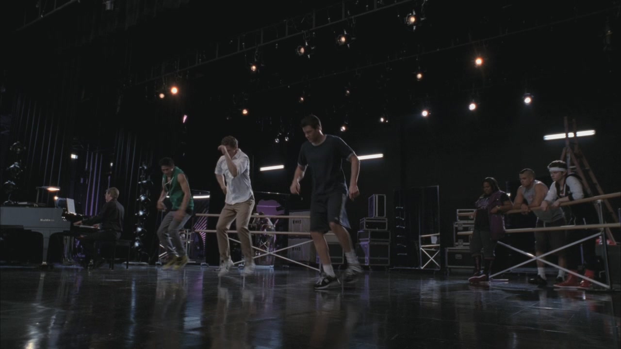 Glee302-01050.jpg