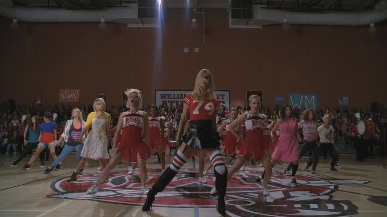 Glee303-00358.jpg