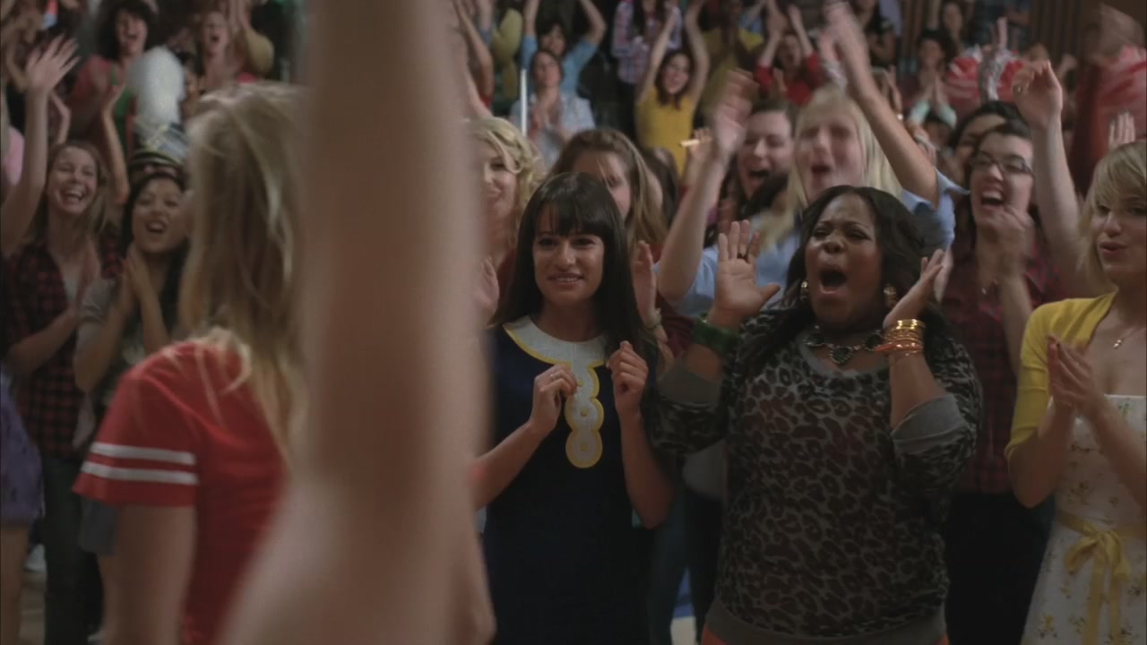 Glee303-00376.jpg