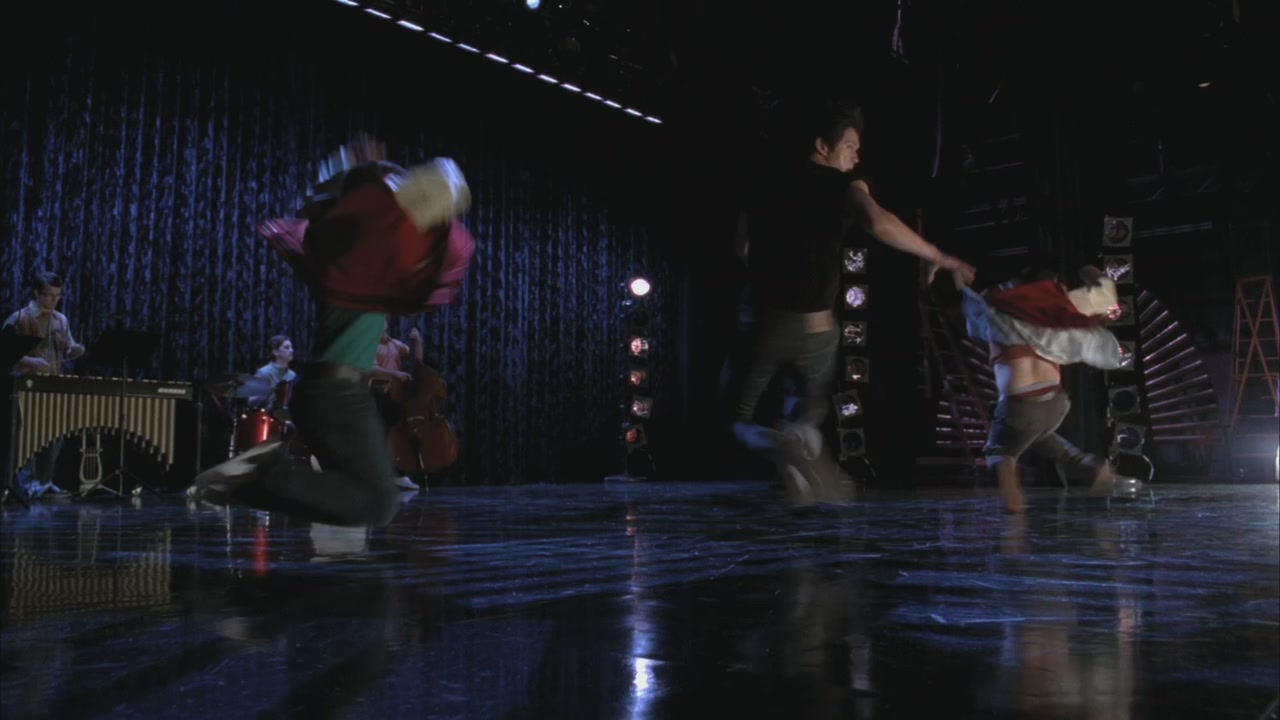 Glee303-00558.jpg