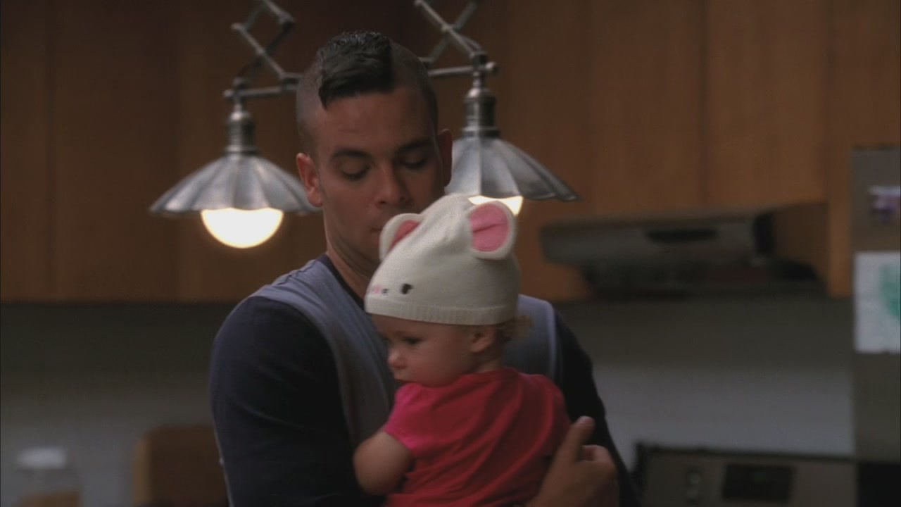 Glee304-00282.jpg