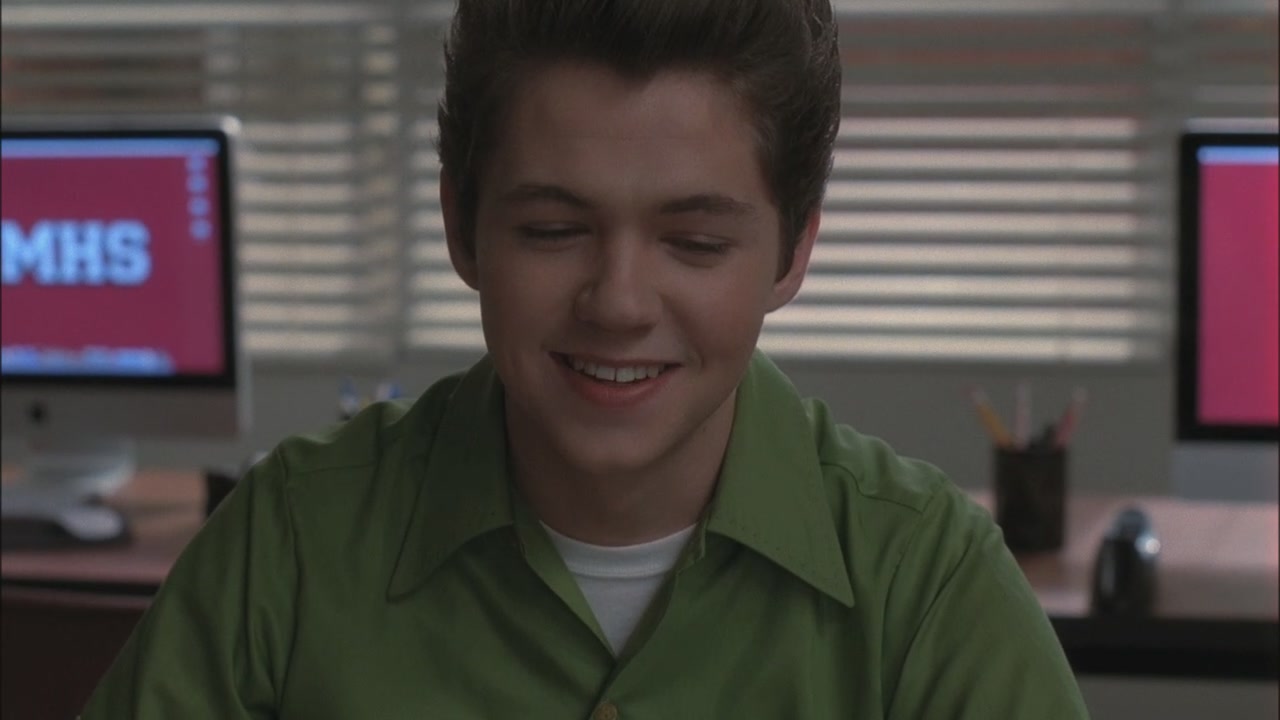 Glee304-00450.jpg