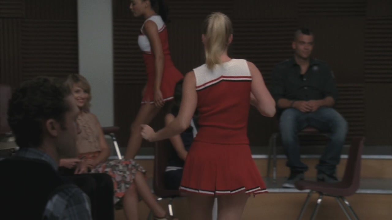 Glee304-00601.jpg
