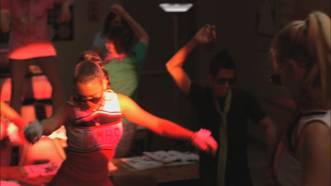 Glee306-00045.jpg