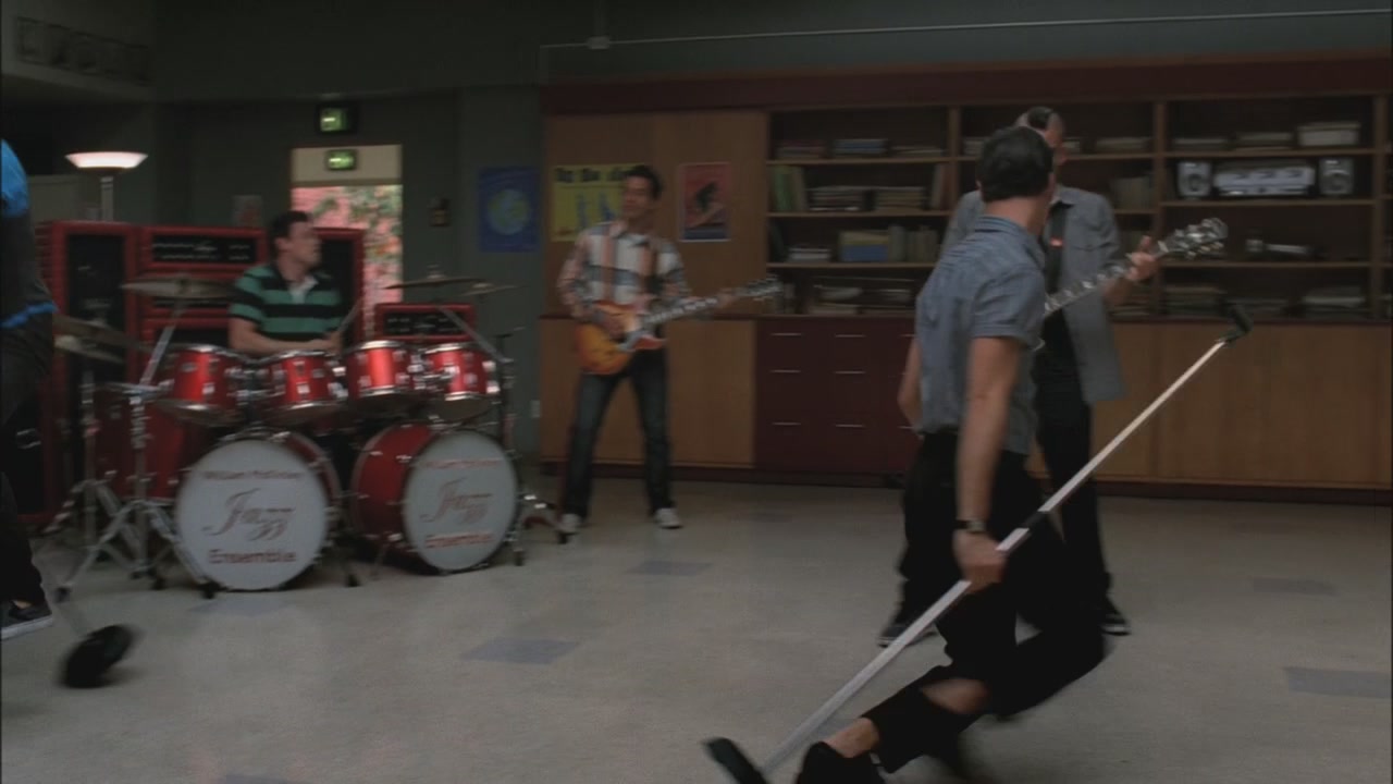 Glee306-00070.jpg