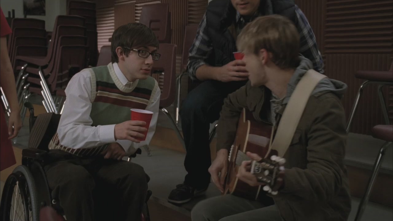 Glee308-00240.jpg