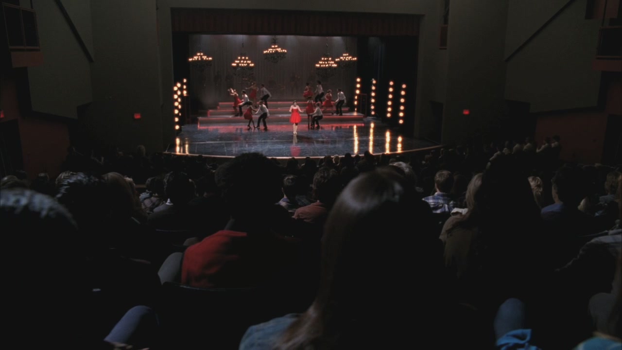 Glee308-00601.jpg