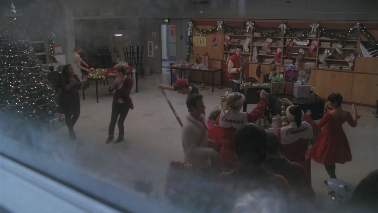 Glee309-00022.jpg
