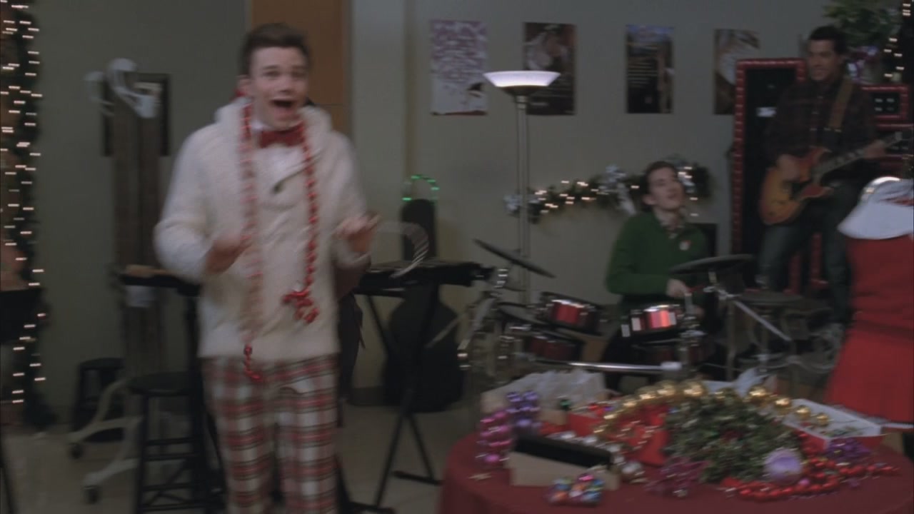 Glee309-00029.jpg
