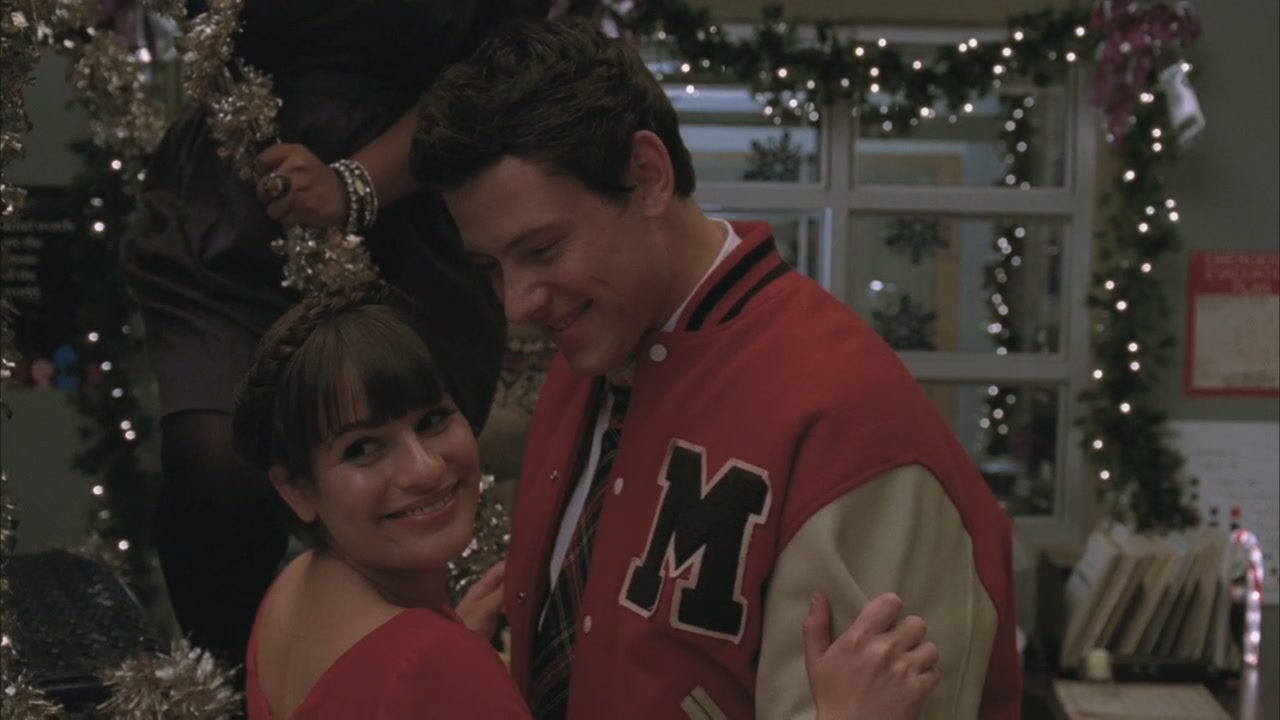 Download 3 09 Extraordinary Merry Christmas Glee309 00058 Glee Screencaps SVG Cut Files