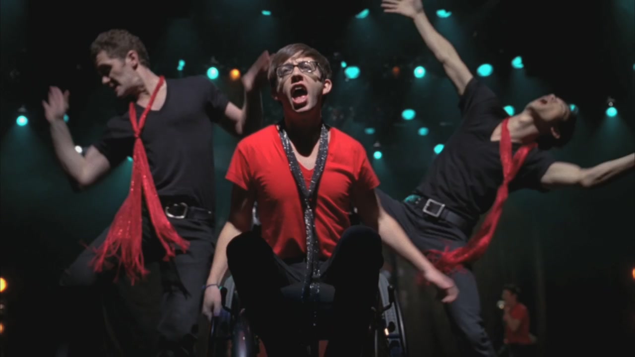 Glee310-00400.jpg