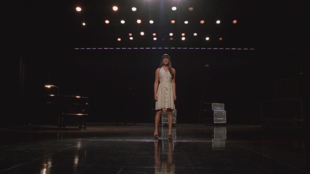 GLEE_0101.jpg
