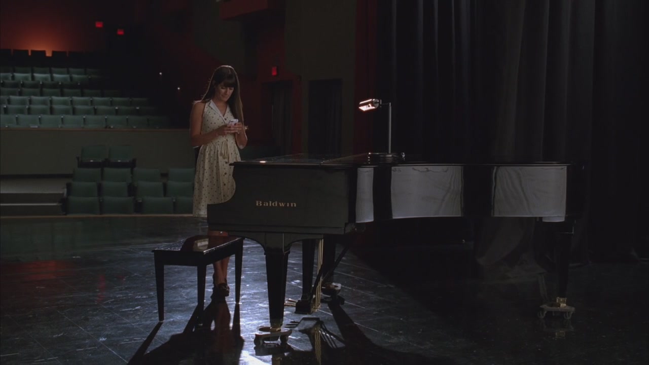 GLEE_0107.jpg
