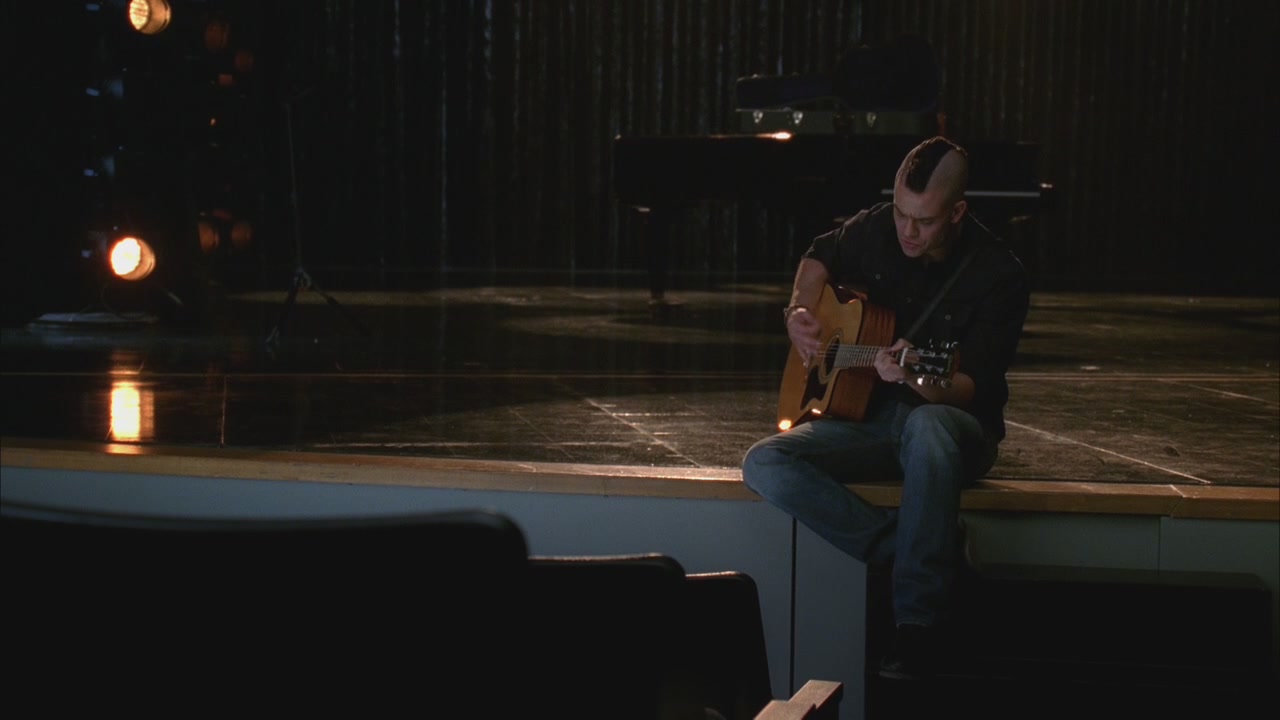 GLEE_1113.jpg