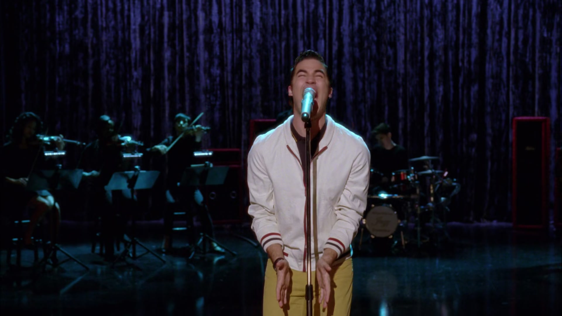 Glee405-0151.jpg