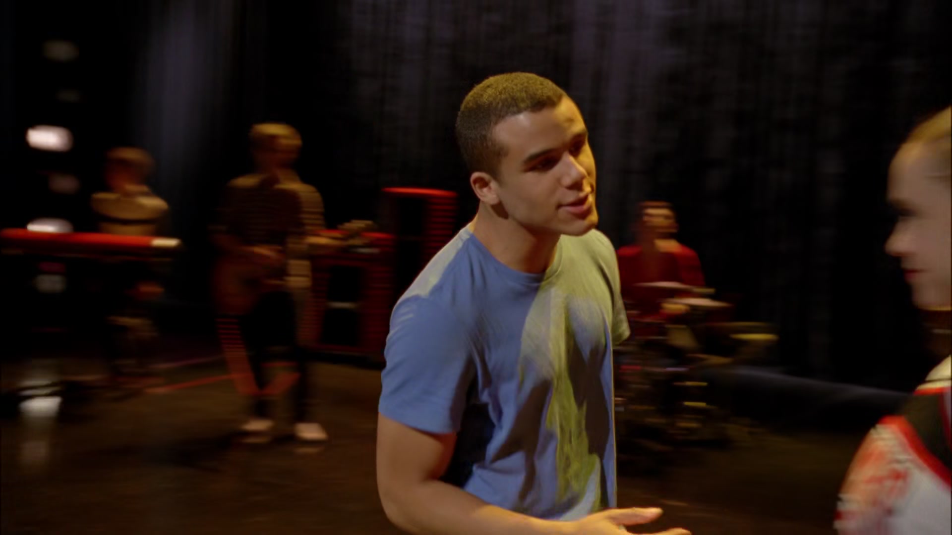 Glee405-0710.jpg