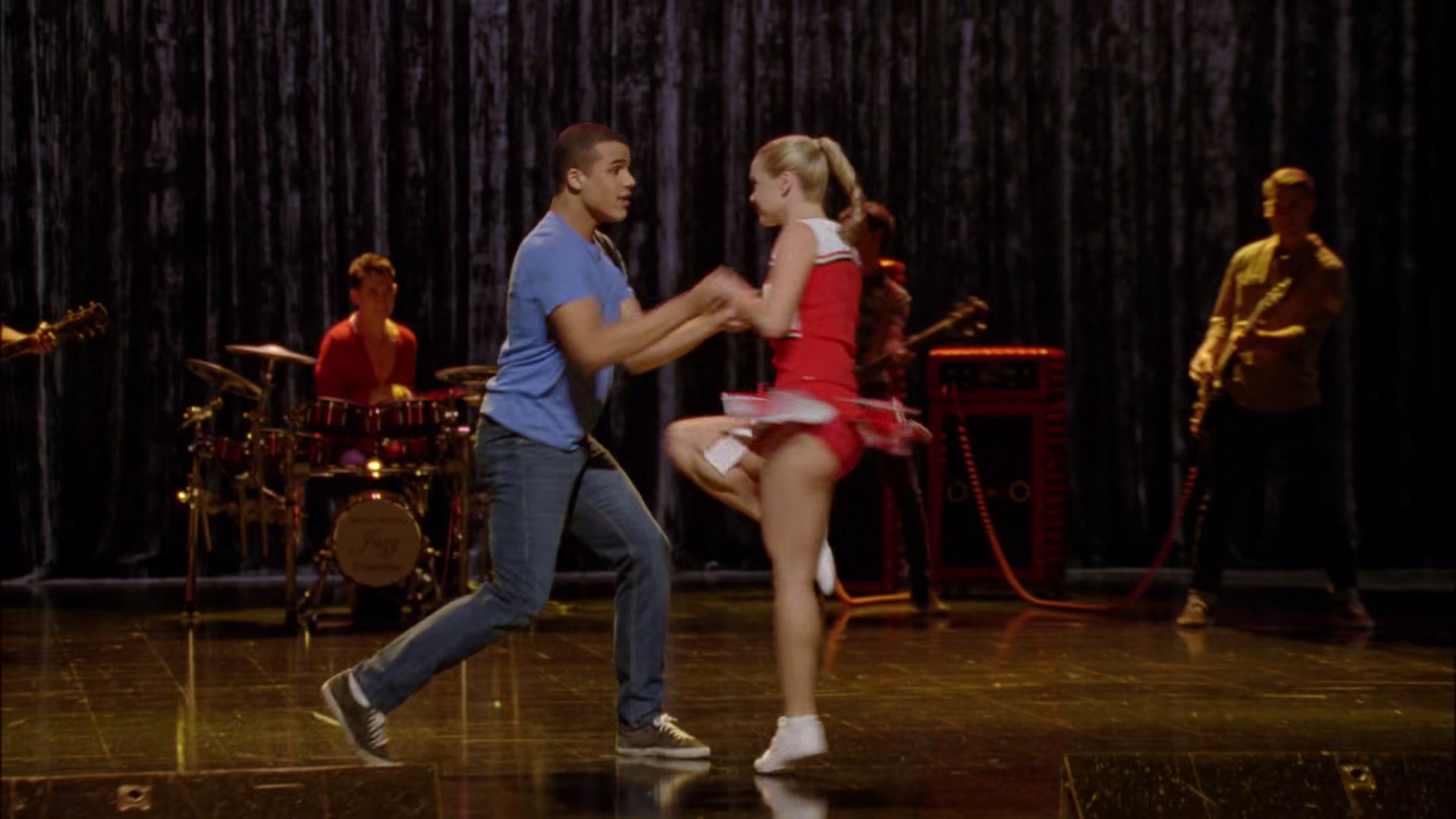 Glee405-0722.jpg