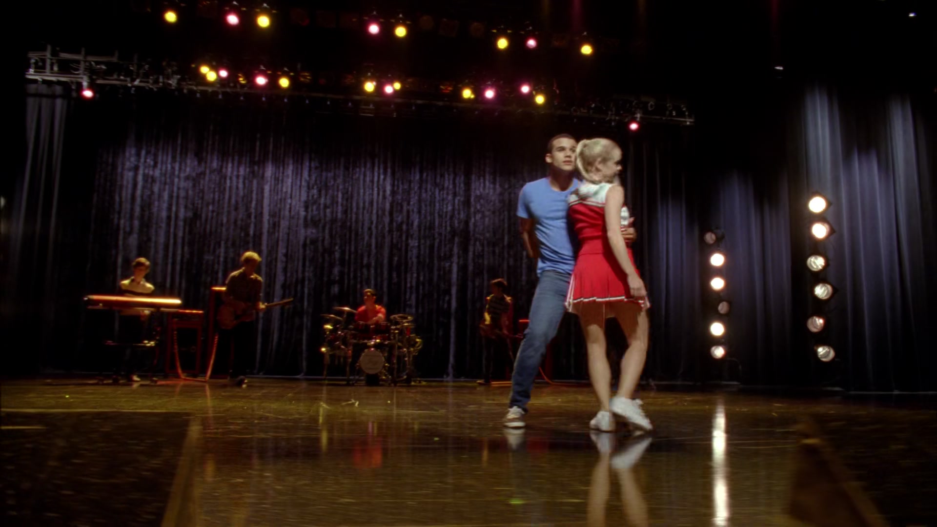 Glee405-0741.jpg