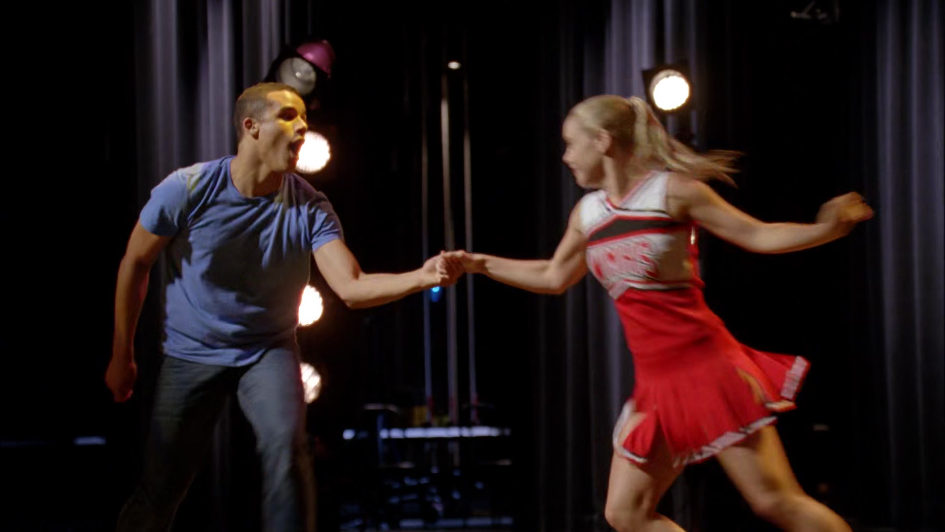 Glee405-0745.jpg