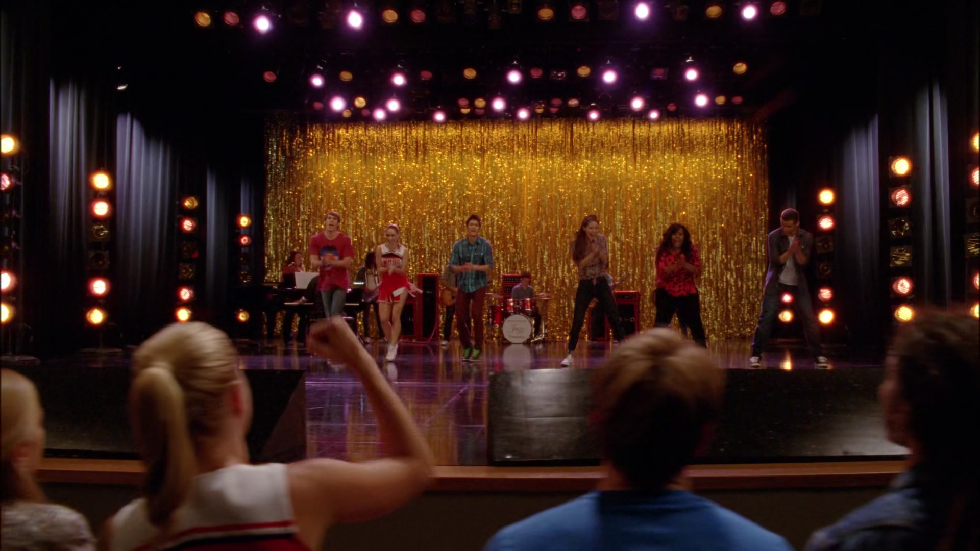 Glee405-0973.jpg