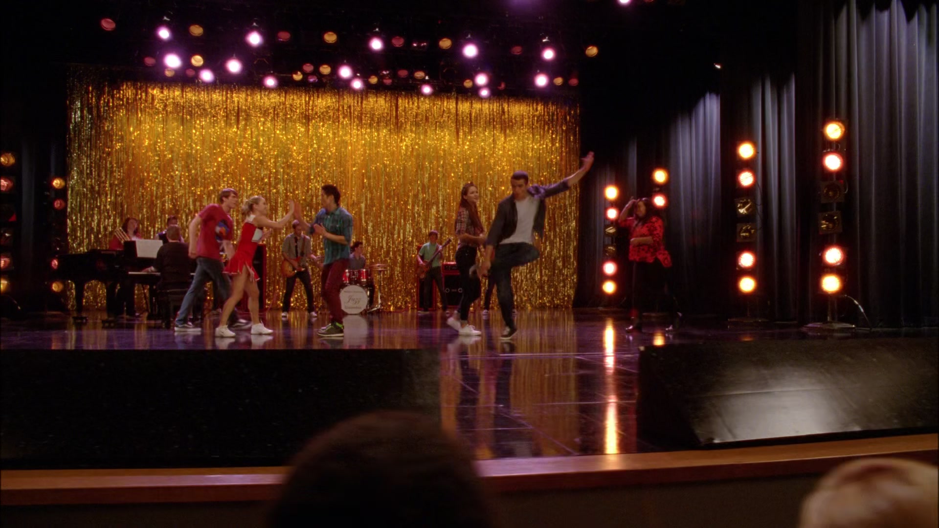 Glee405-0975.jpg