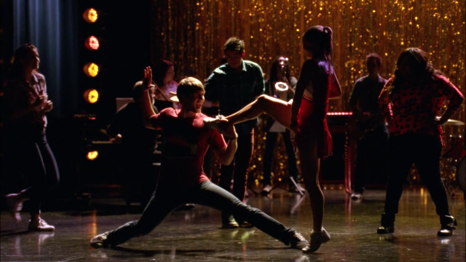Glee405-0995.jpg