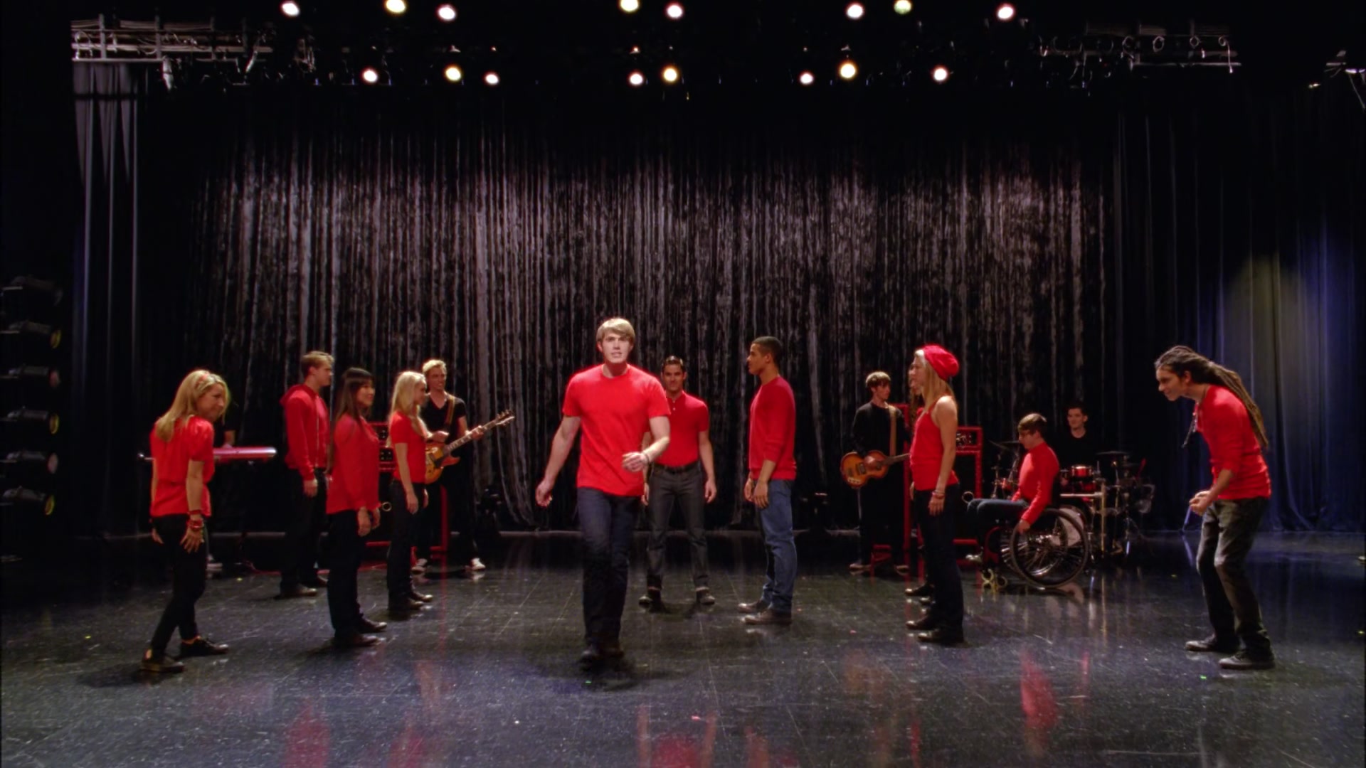 Glee407-1208.jpg