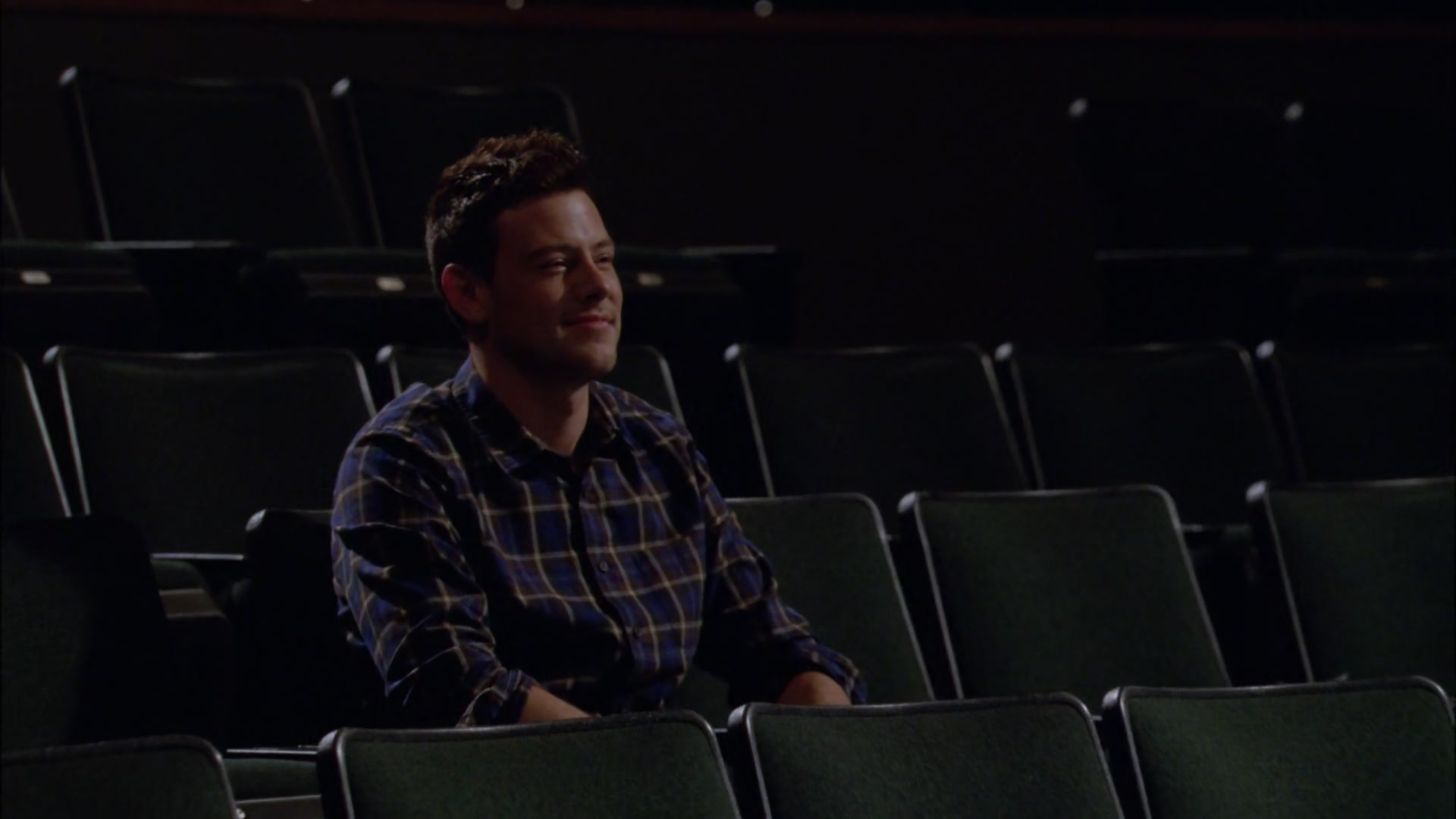 Glee407-1229.jpg