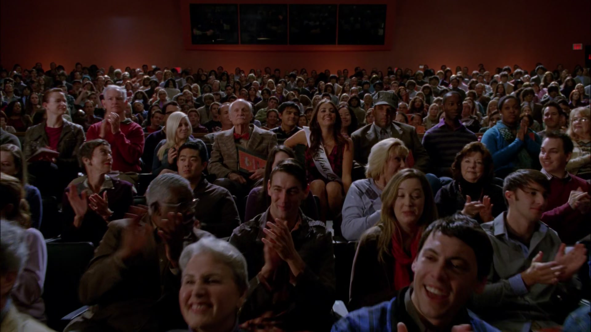 Glee408-0805.jpg