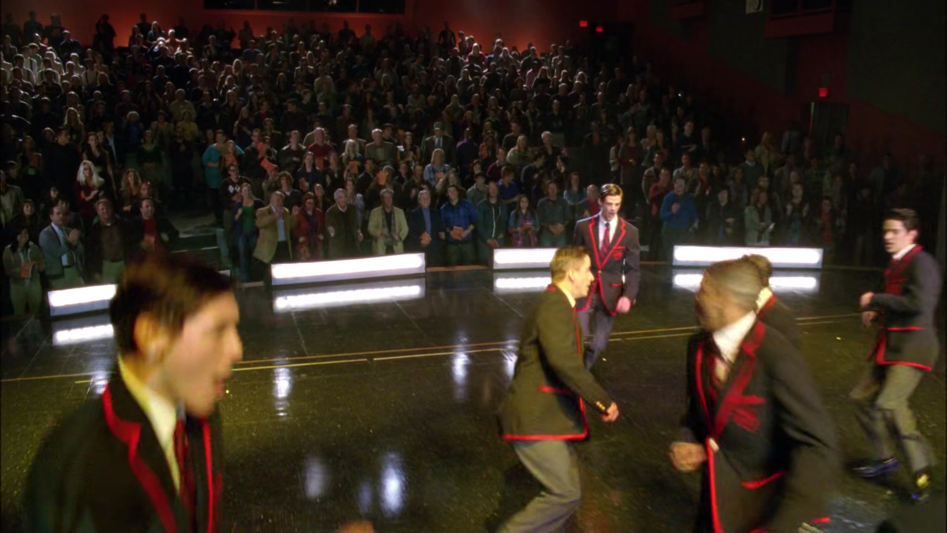 Glee408-0912.jpg