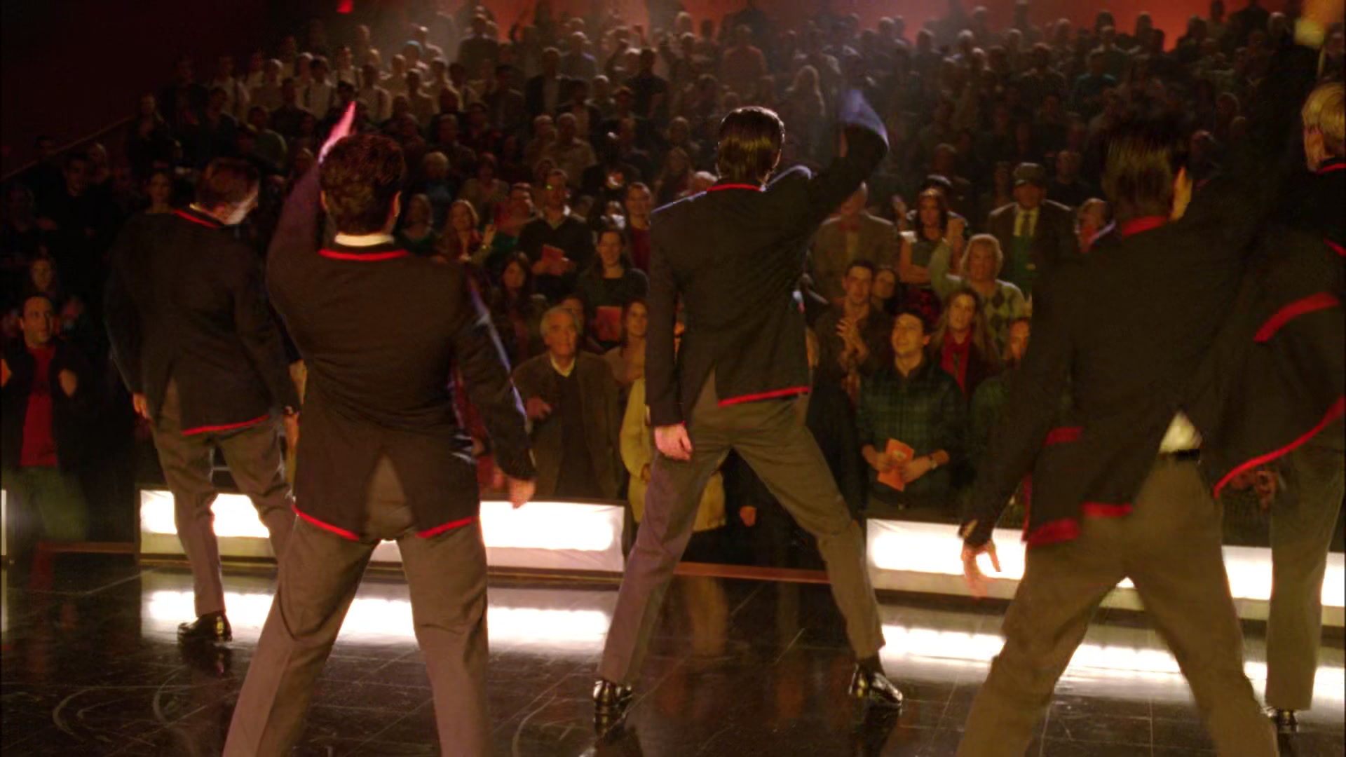 Glee408-0925.jpg