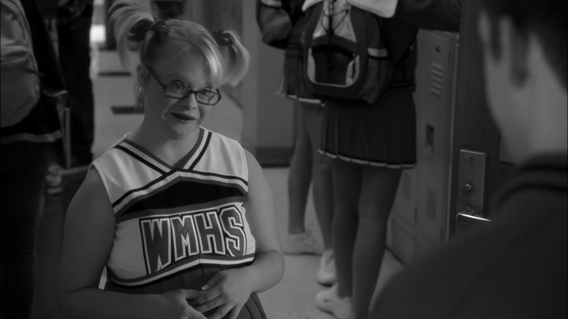 Glee410-0101.jpg