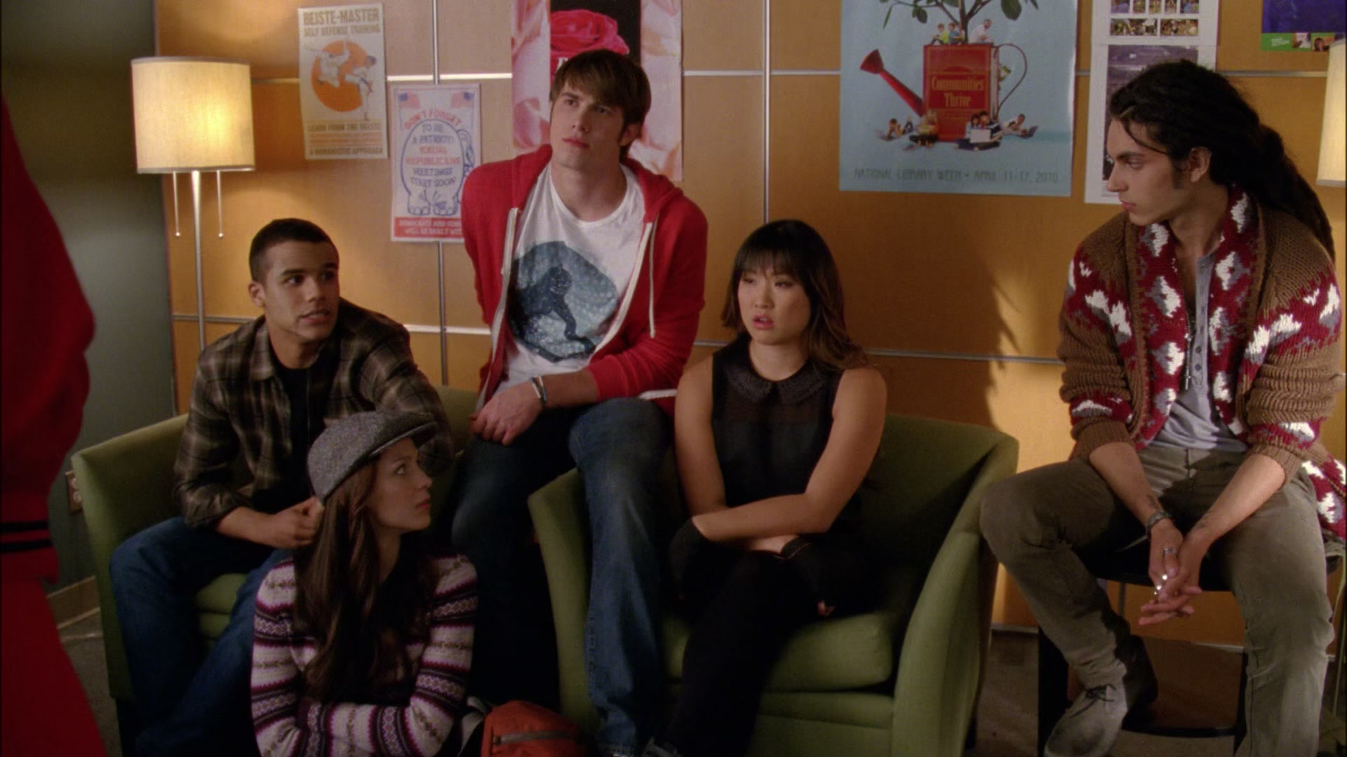 Glee410-0802.jpg